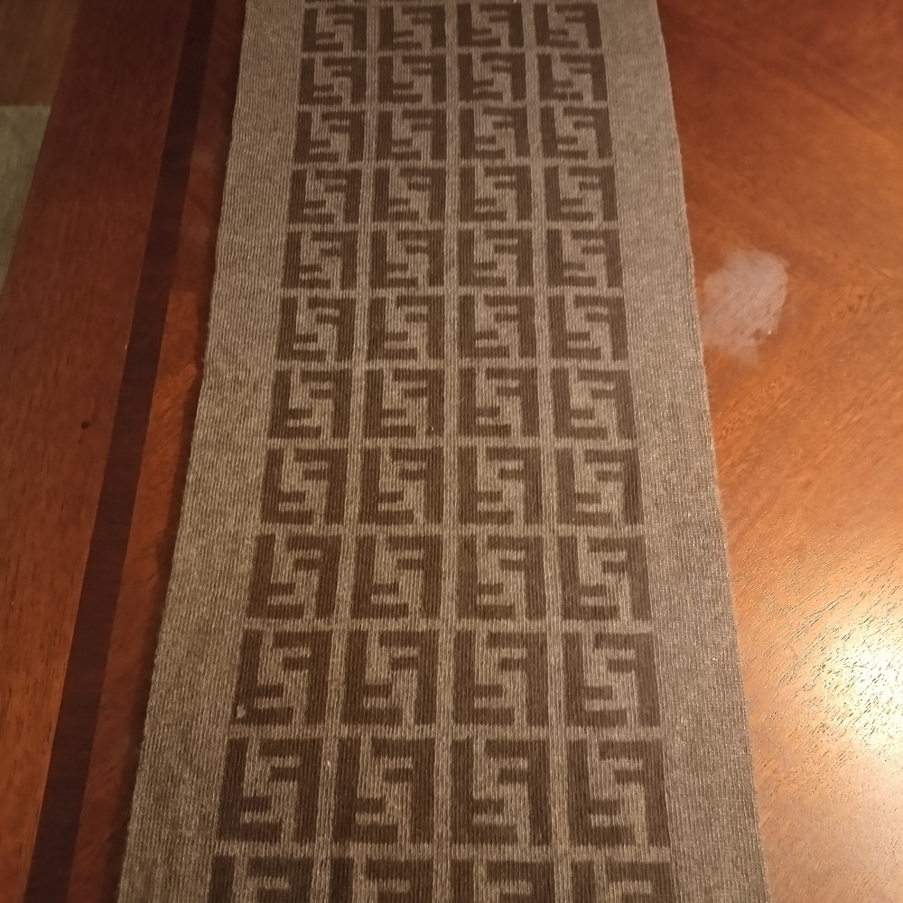 Fendi Brown Logo Scarf - Picture 8 of 10